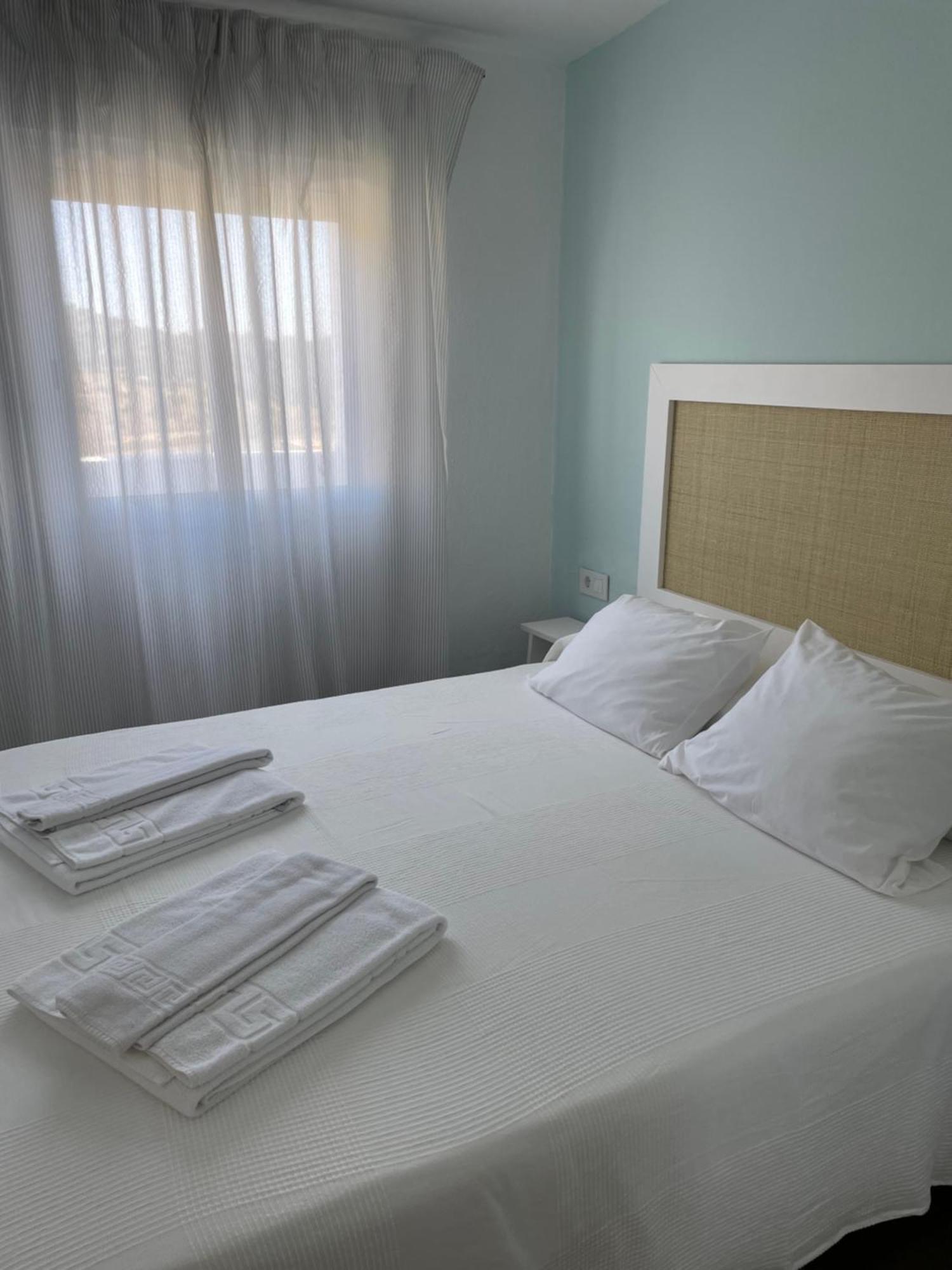 סהרה דה לוס אטונס El Escondido De Zahara Hotel מראה חיצוני תמונה