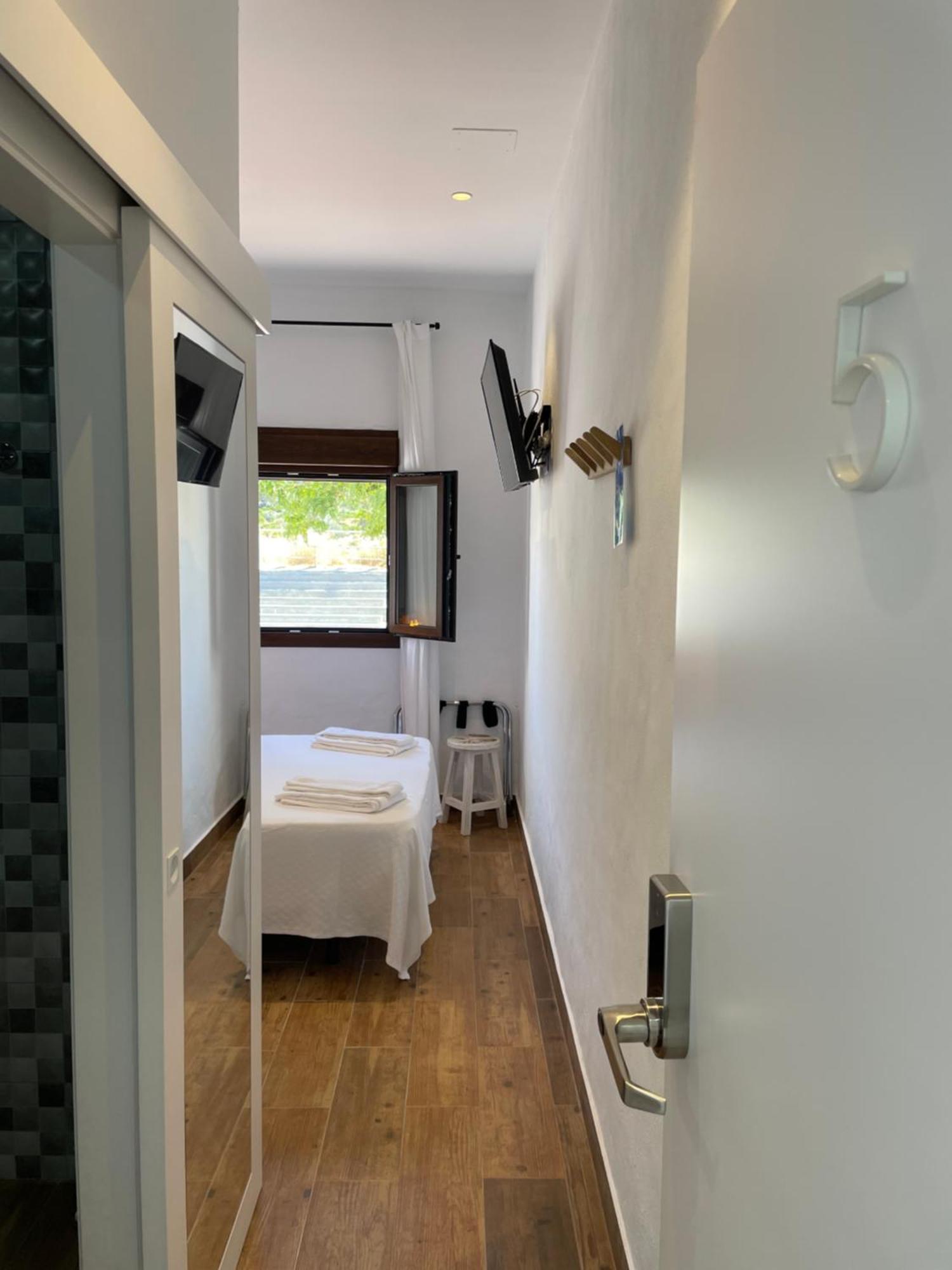 סהרה דה לוס אטונס El Escondido De Zahara Hotel מראה חיצוני תמונה